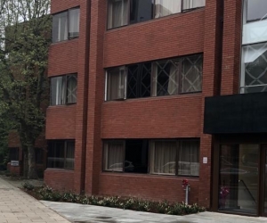 Warwick House front of building